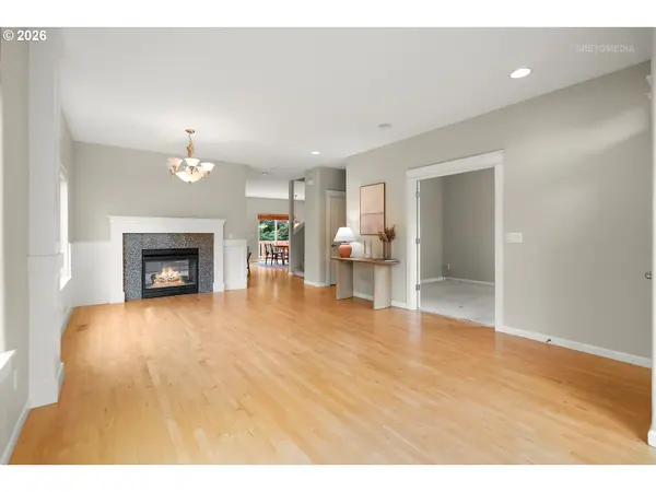 13601 SE ROLLING MEADOWS DR, Happy Valley, OR 97086