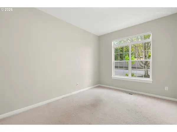 13601 SE ROLLING MEADOWS DR, Happy Valley, OR 97086