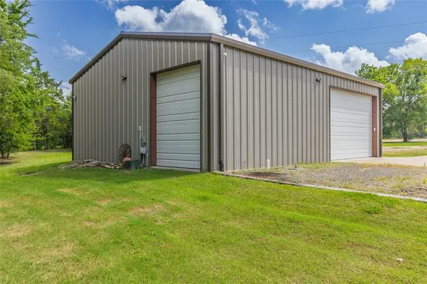 3917 County Road 3323, Greenville, TX 75402
