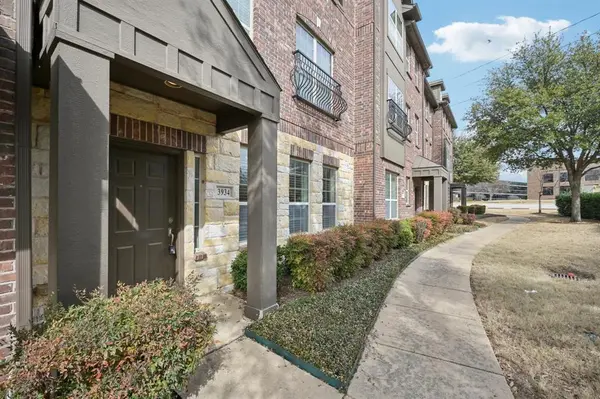 3934 Amberwood Drive, Addison, TX 75001