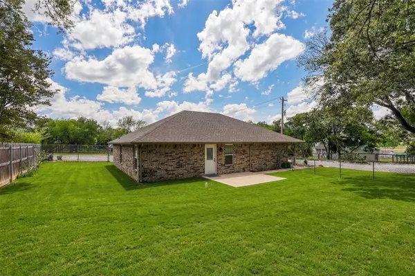 399 S Main Street, Blue Ridge, TX 75424