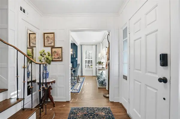 6116 Locke Avenue, Fort Worth, TX 76116