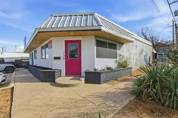 738 W Davis Street, Dallas, TX 75208