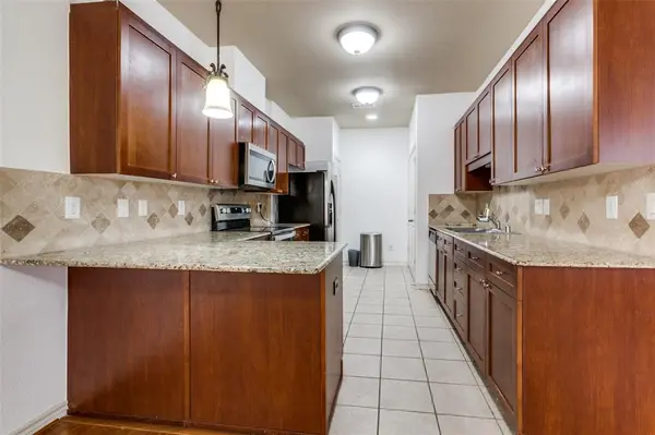 341 Metropolitan Drive, Plano, TX 75023