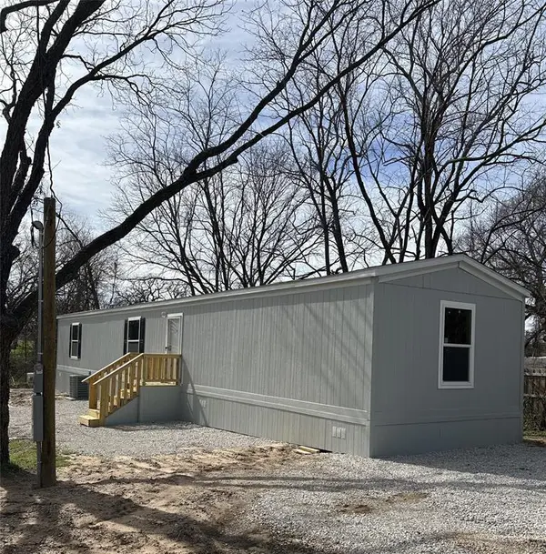 7699 Peden Road, Azle, TX 76020