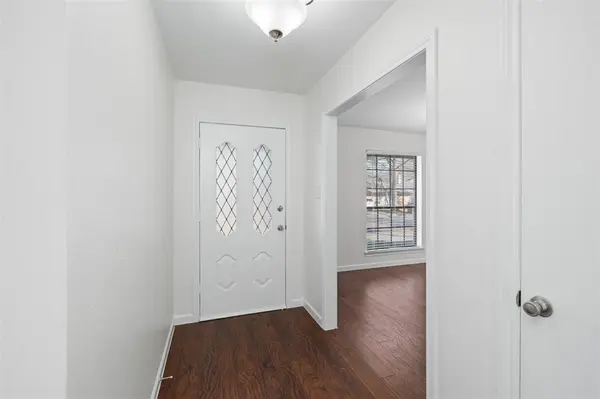 4910 Spring Creek Road, Arlington, TX 76017