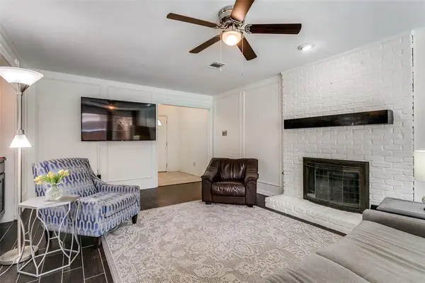 3438 Spring Willow Drive, Grapevine, TX 76051