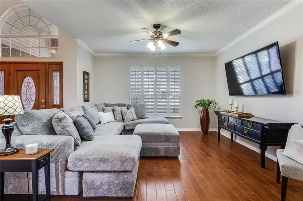 2628 Valley Creek Trail, Mckinney, TX 75072