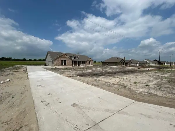 8755 County Road 623, Blue Ridge, TX 75424