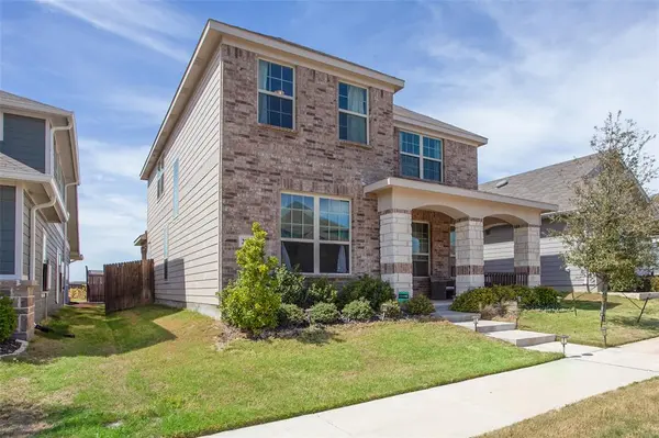 2820 Brittlebush Drive, Fort Worth, TX 76108