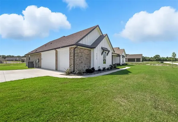 1114 Silver Sage Trail, Weatherford, TX 76085