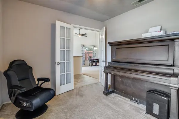 555 Gillespie Drive, Allen, TX 75002