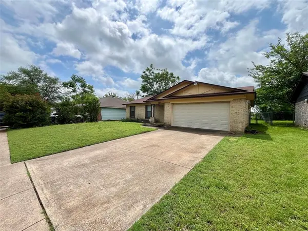 858 Lexington Drive, Lancaster, TX 75134