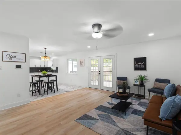 5217 Nell Street, Fort Worth, TX 76119