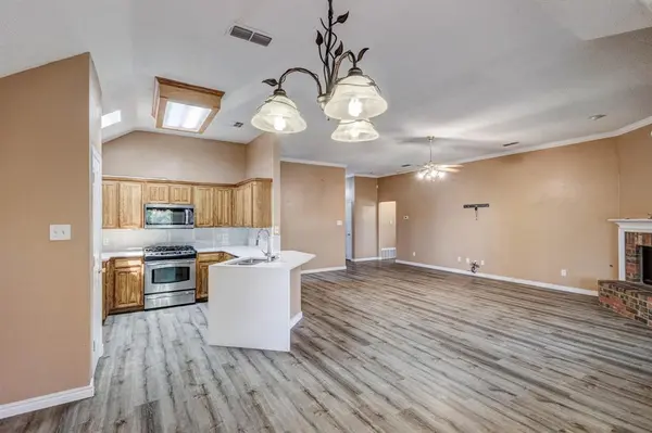 7708 Chandler Court, North Richland Hills, TX 76182