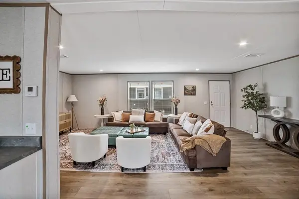 2013 Buffet Way, Poolville, TX 76487