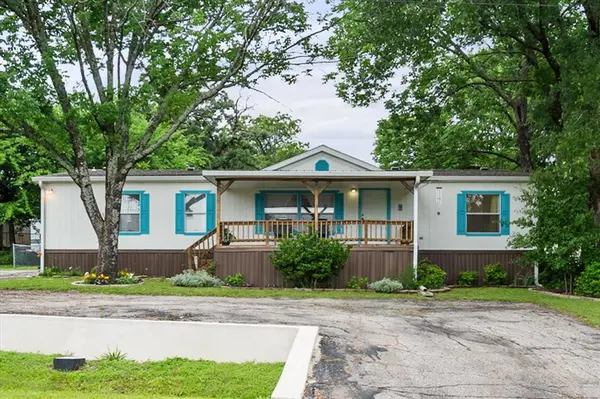 510 Nob Hill Lane, Seven Points, TX 75143