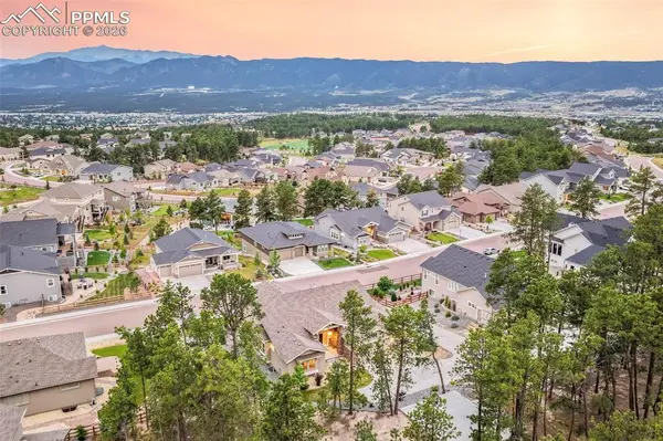 1070 Panoramic DR, Monument, CO 80132