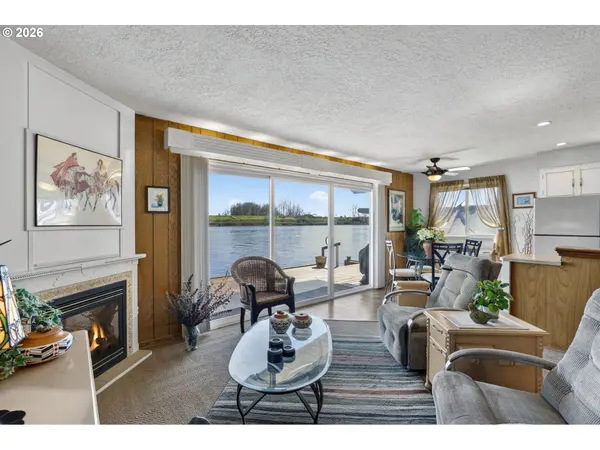 24800 NW St Helens RD #L10, Portland, OR 97231