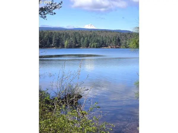 206 TIMBER LN, Tygh Valley, OR 97063