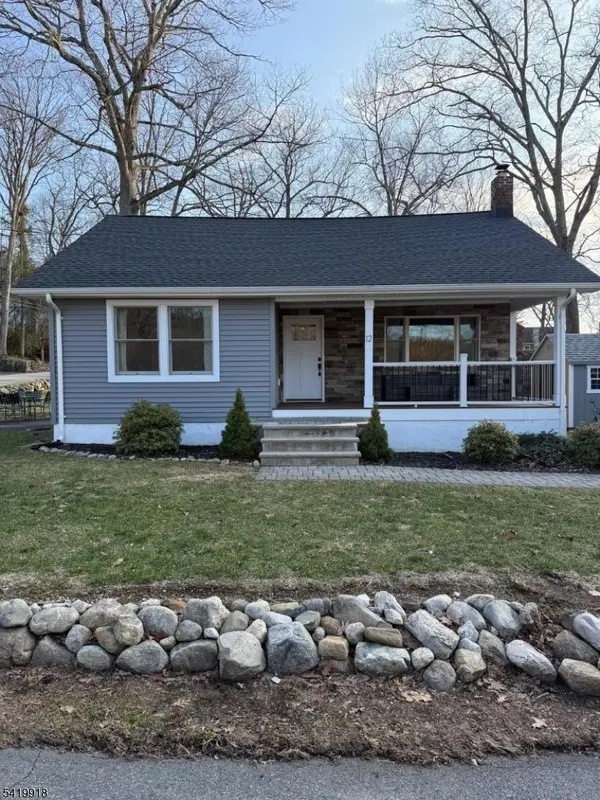 12 Bellot Rd, Ringwood Boro, NJ 07456