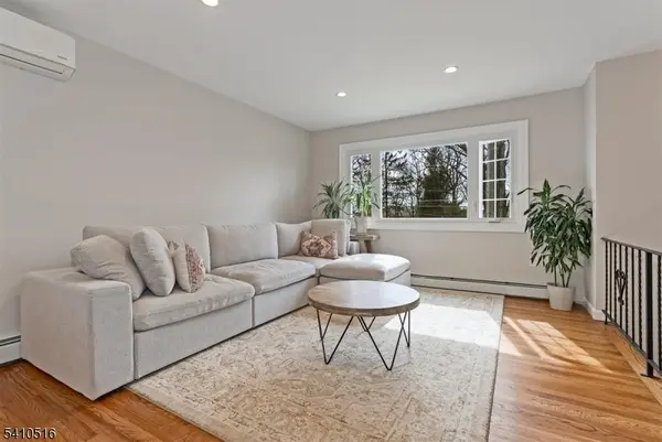 7 Pamela Dr, Randolph Twp., NJ 07869