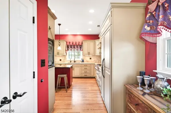 746 Clarence St, Westfield Town, NJ 07090