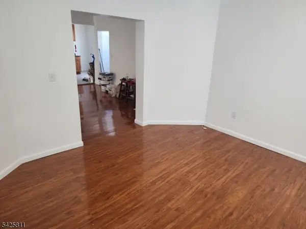 21 Belmont Ave, Paterson City, NJ 07522