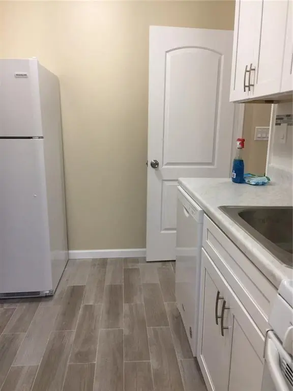 2010 West 9th ST, Brooklyn, NY 11223