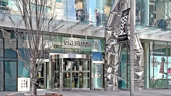 1 Bloor ST E #5907, Toronto C08, ON M4W 0A8