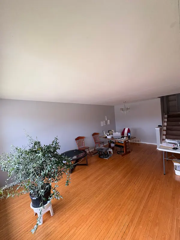 9 Syracuse CRES, Toronto E10, ON M1E 2G7