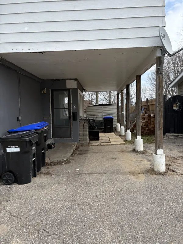 117 Eighth ST #2, Midland, ON L4R 4A5