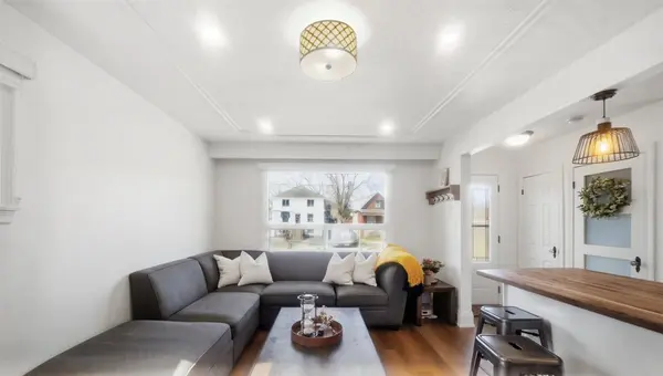 1223 Glencairn AVE, Toronto W04, ON M6B 2B6