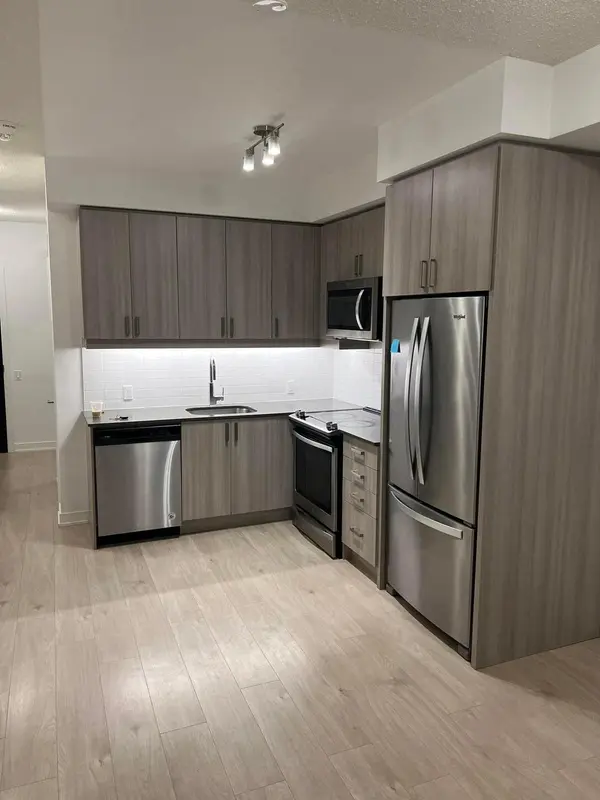 8 Nahani WAY #1002, Mississauga, ON L4Z 0C6