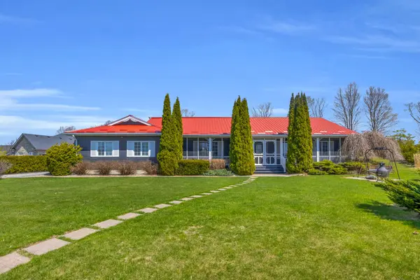 2 Joanne CRES, Minto, ON N0G 2L0