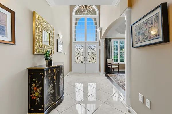 20 Lorupe CT, Hamilton, ON L9G 0C8