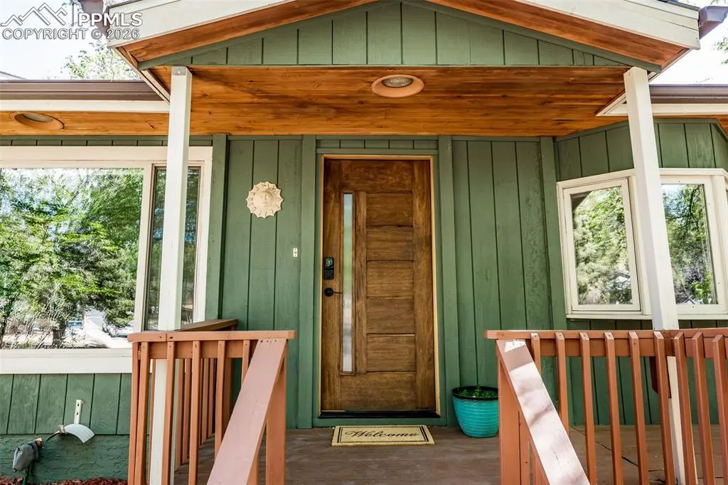 1515 Dorchester DR, Colorado Springs, CO 80905