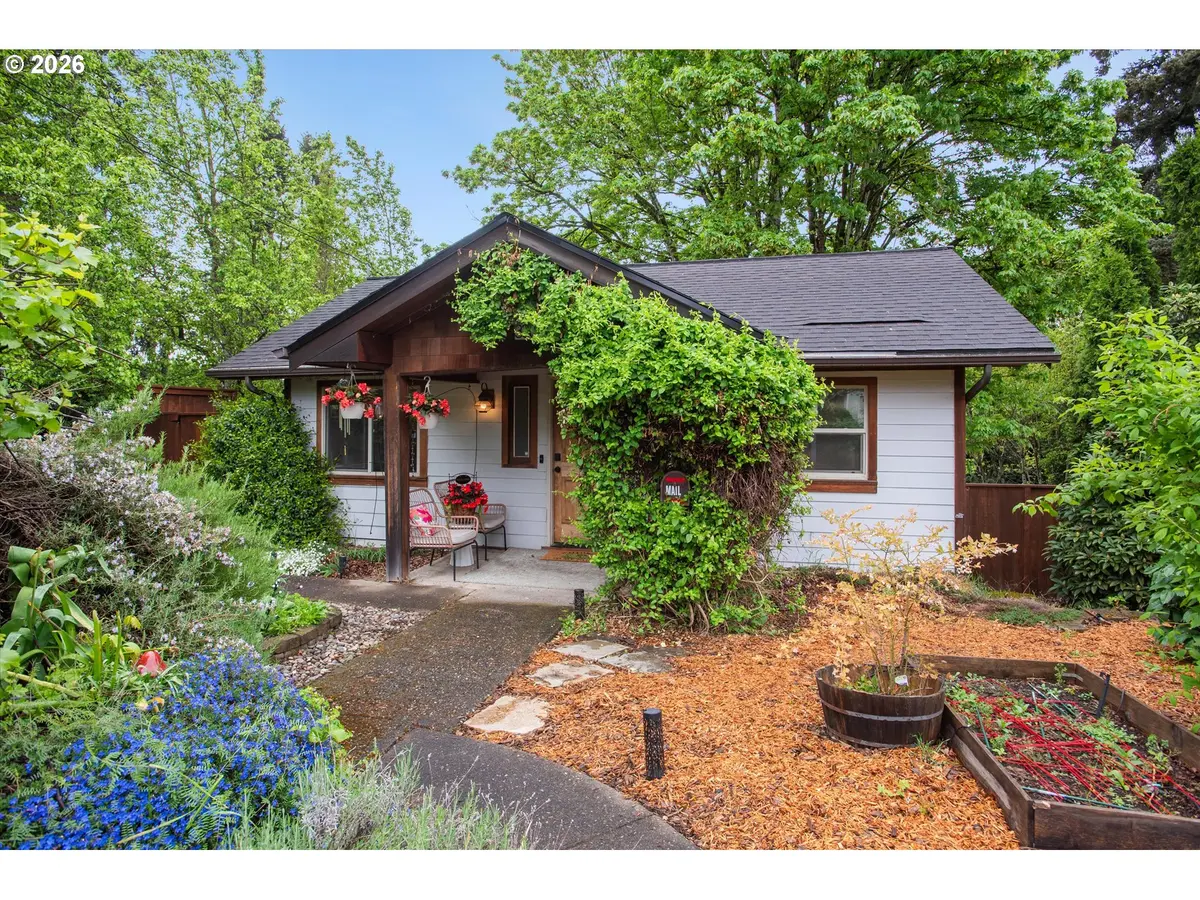 3305 SE SELLWOOD ST, Milwaukie, OR 97222