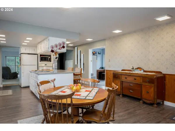 22726 CEDAR GROVE RD, Clatskanie, OR 97016