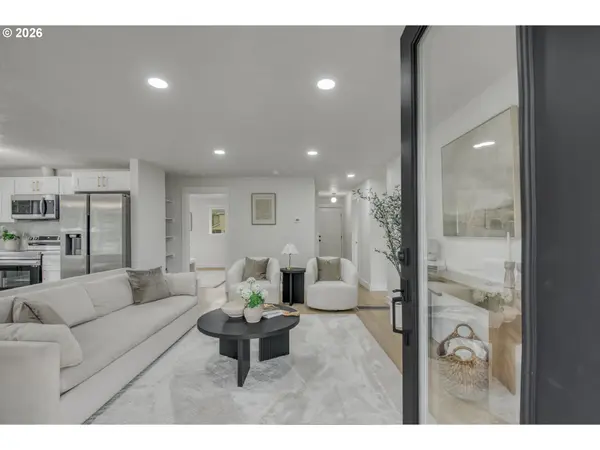 3016 SE 87TH AVE, Portland, OR 97266