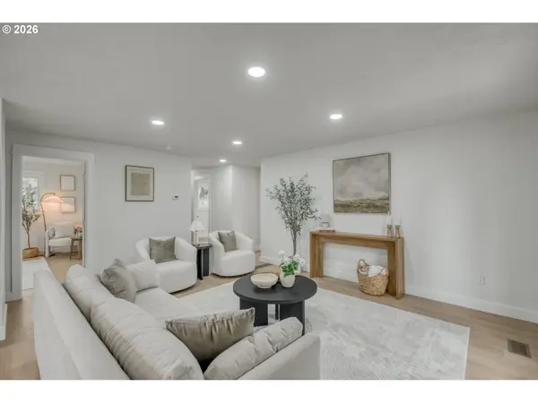 3016 SE 87TH AVE, Portland, OR 97266