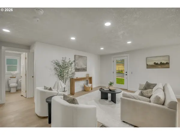 3016 SE 87TH AVE, Portland, OR 97266