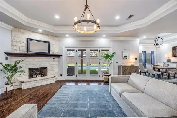 3763 Manana Drive, Dallas, TX 75220