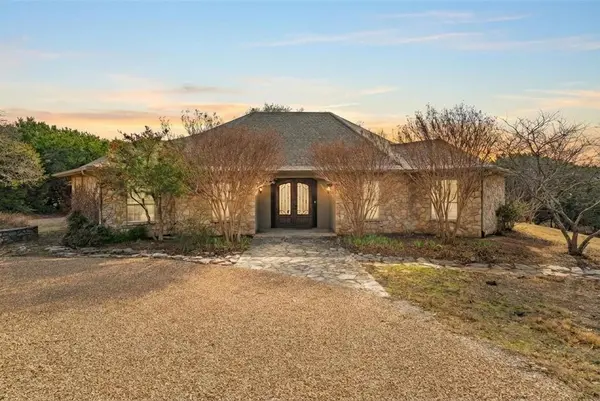 1272 County Road 2022,  Glen Rose,  TX 76043