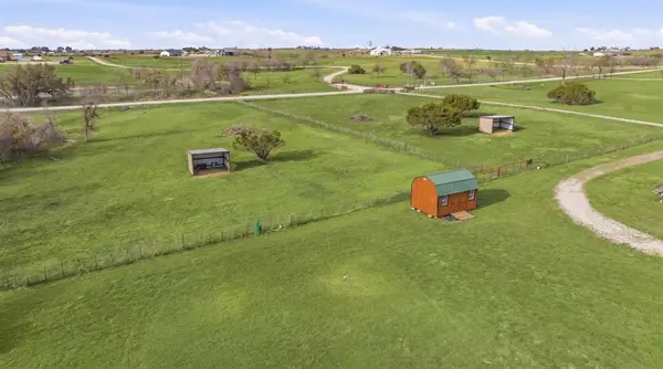 1565 County Road 233, Stephenville, TX 76401