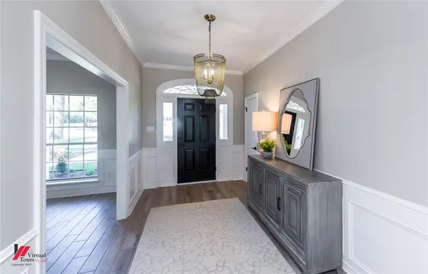 9802 Neesonwood Drive, Shreveport, LA 71106