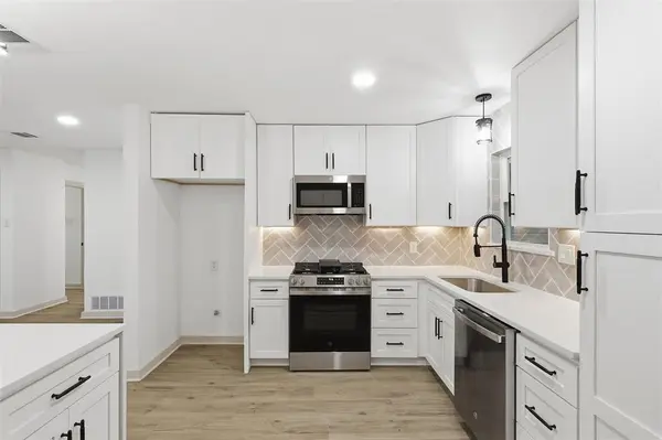 8442 Campanella Drive, Dallas, TX 75243