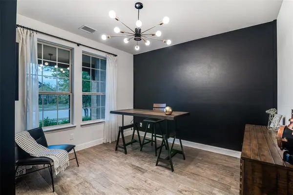 834 Mildren Lane, Fate, TX 75087