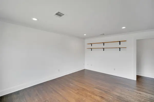 4312 Selkirk Drive, Fort Worth, TX 76109