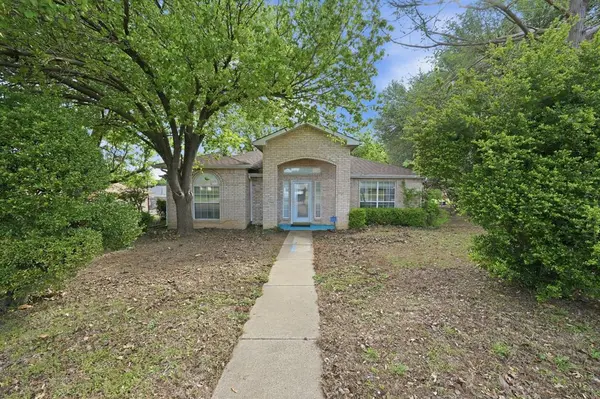 7144 Woodland Terrace Drive, Dallas, TX 75232